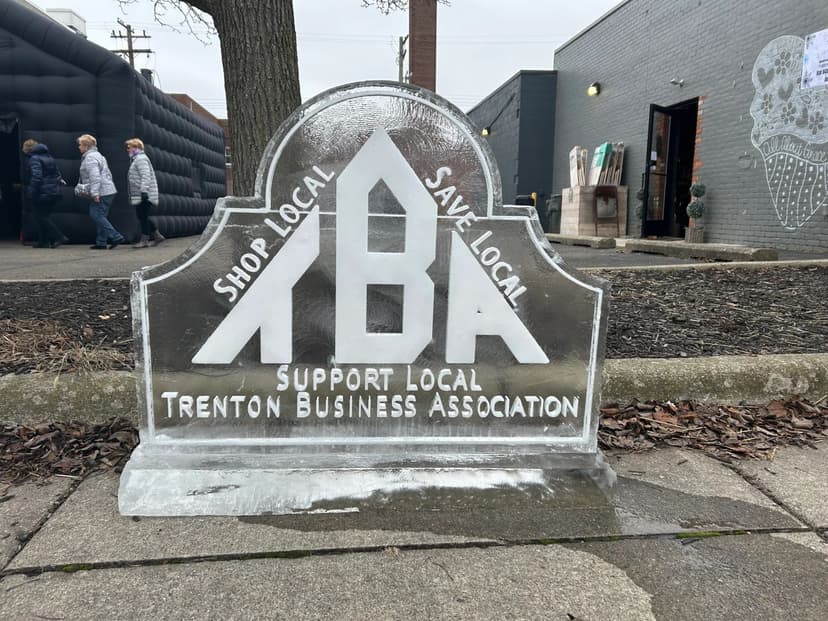 Trenton Business Association ice sculpture.